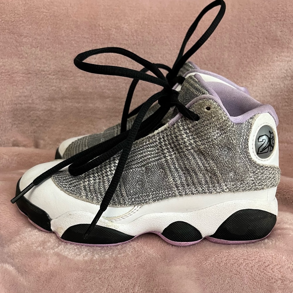 Air Jordan 13 Retro PS DN3939-015 Houndstooth design Lilac 12C